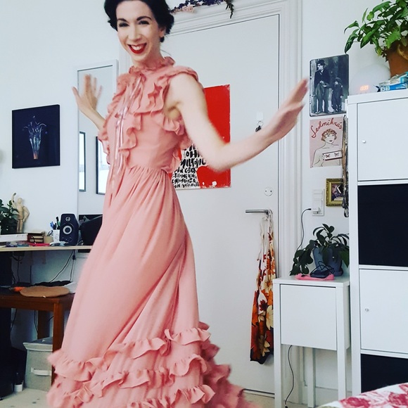 Meet your Posher, Lynda - Picture 9 of 12